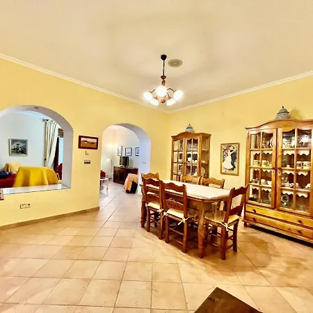 Casa Canos Holiday home *